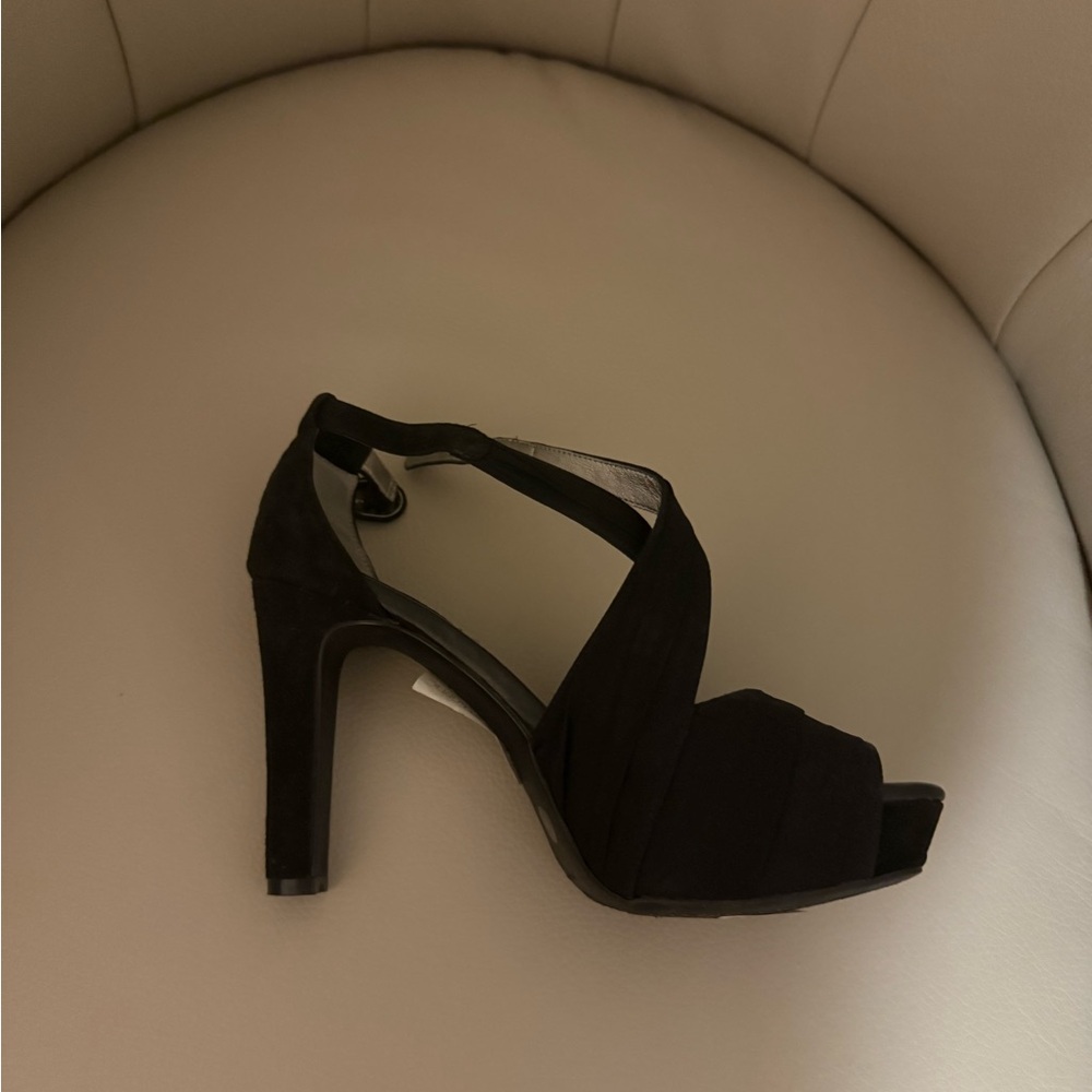 Banana Republic Black Heels with Ankle Strap - Picture 3 of 3